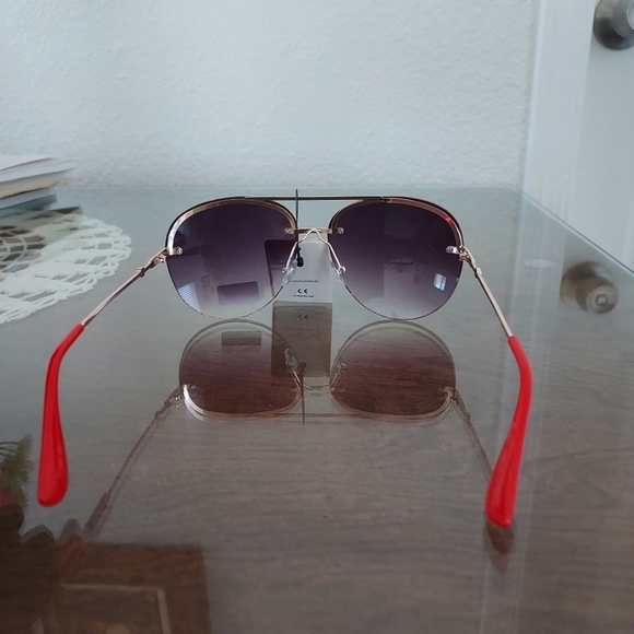 Giselle Sunglasses - Picture 3 of 6
